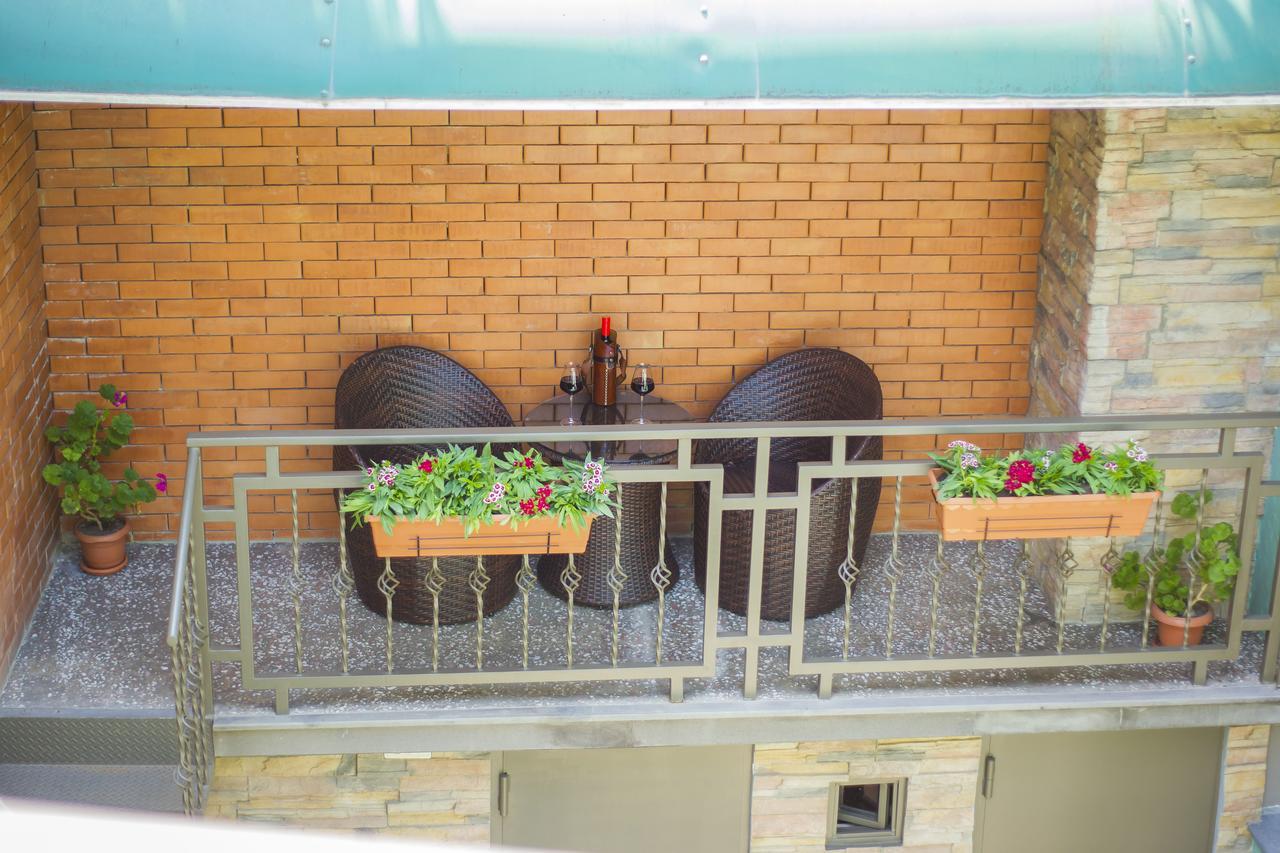 Stay Boutique Hotel Tiflis Dış mekan fotoğraf